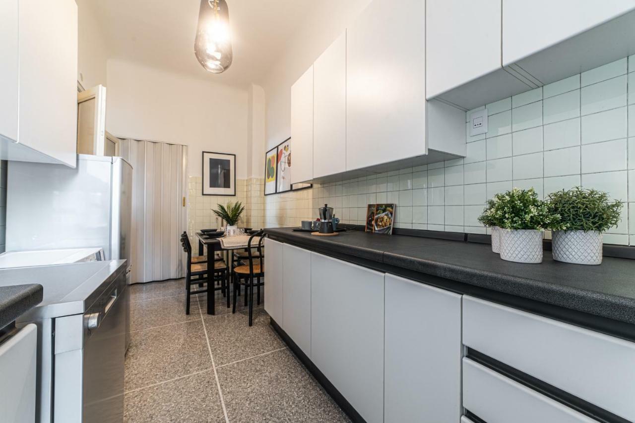 米兰Joivy Sophisticated 3-Bed Flat With Desk公寓 外观 照片