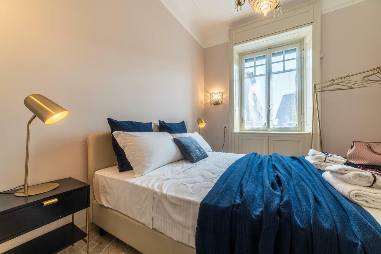 米兰Joivy Sophisticated 3-Bed Flat With Desk公寓 外观 照片